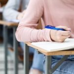 Минобразования скорректировало сроки приема в 10-11-е классы гимназий и школ