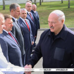 Большая командировка Лукашенко продолжилась в Петриковском районе