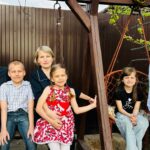 Пятеро детей и ласковое “Добрай раніцы”: как живет семья Драчевых в Чечерске